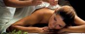 Pantai Laur „Auf den neuen Ufern” - Massage mit Kräuterstempeln für 2 Personen
